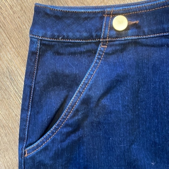 Loft Denim Skirt - Picture 2 of 6